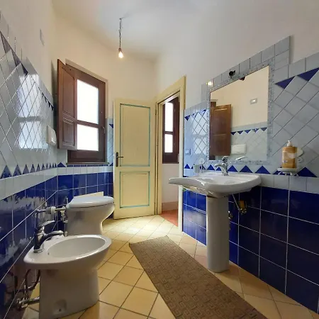 Domos Anticas Lejlighed Galtellì